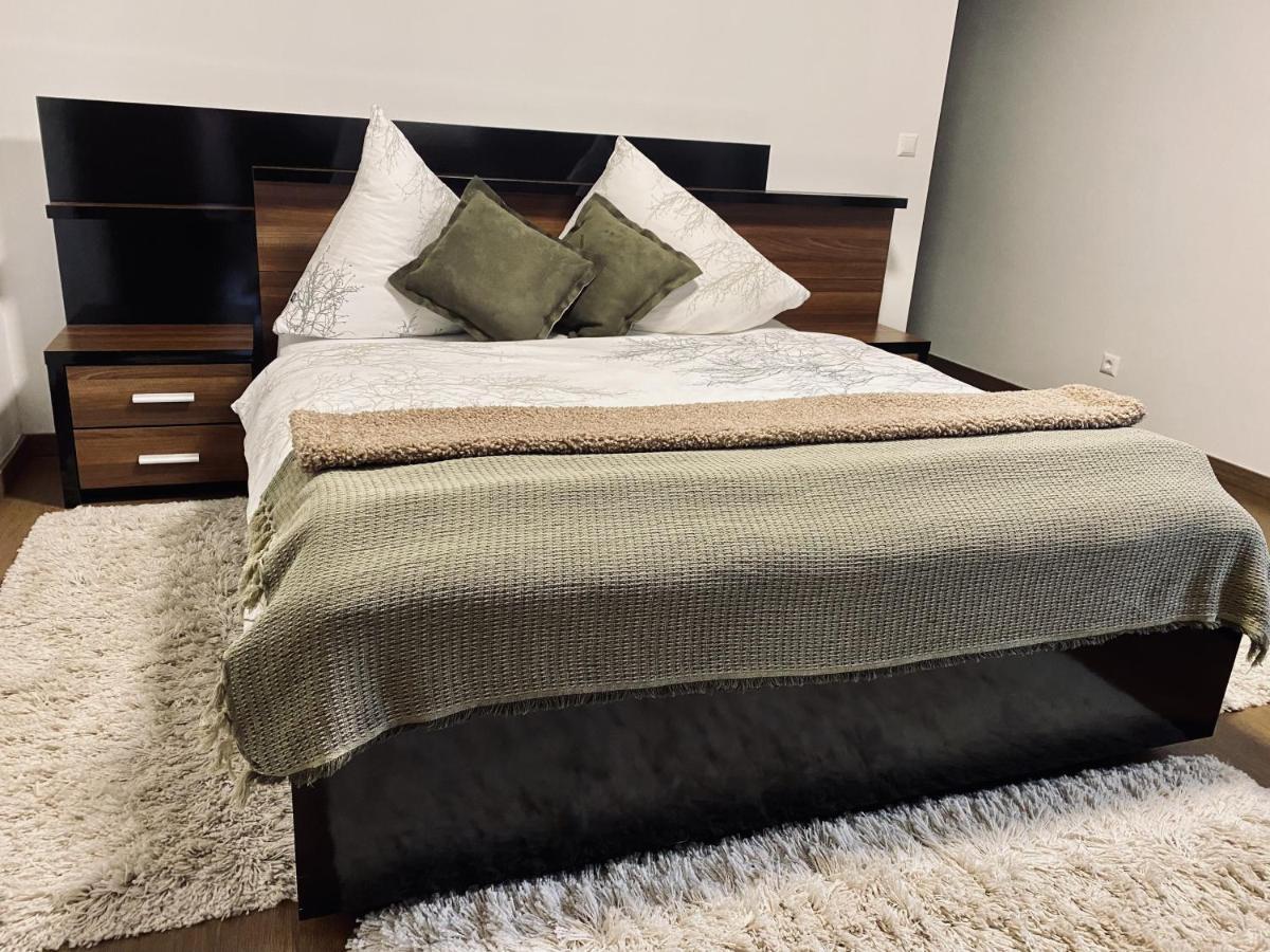 Ferienwohnung Berghausen Esterno foto
